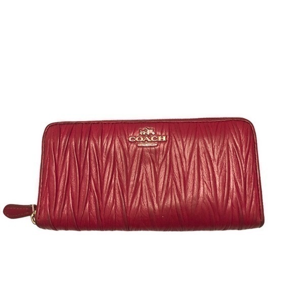 Coach red Esther pleated Madison wallet zipper - Picture 1 of 14
